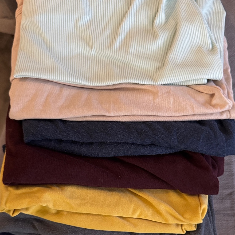 Multicolor Ribbed and Solid Fabric Bundle all wit… - image 1